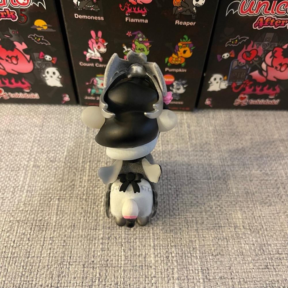 tokidoki Unicorno After Dark Series 5 Blind Box Figure - Demoness - Picture 4 of 5